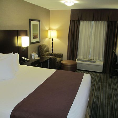 Best Western Brentwood Inn Екстериор снимка