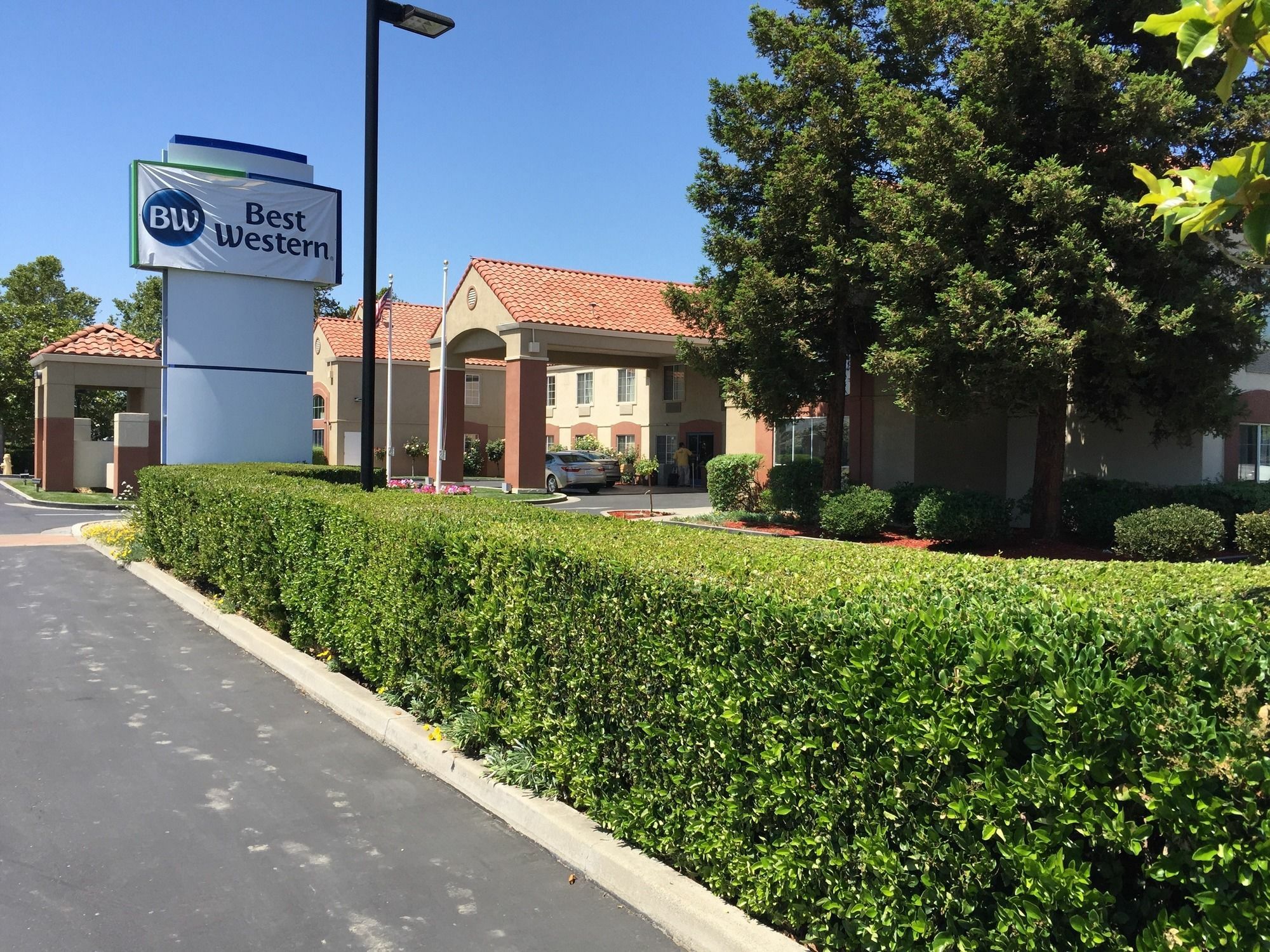 Best Western Brentwood Inn Екстериор снимка